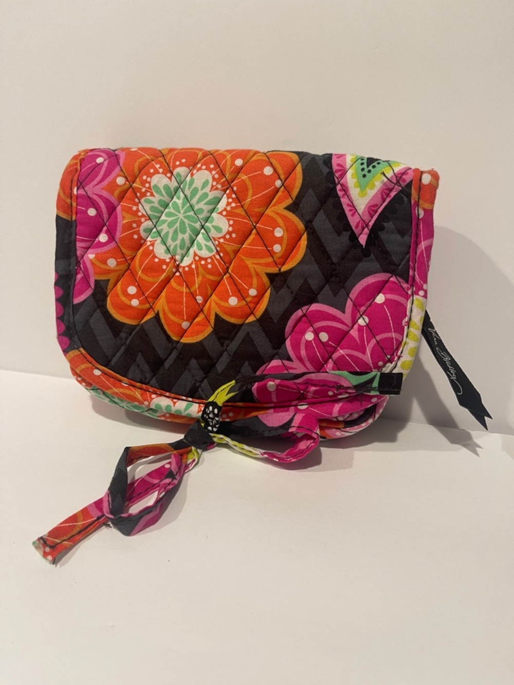 Vera Bradley Quilted Floral travel bag cosmetic jewelry Pink Orange Black